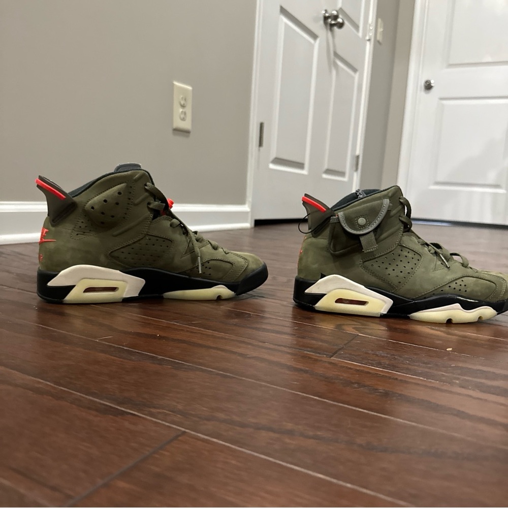 Travis scott olive green jordan 6